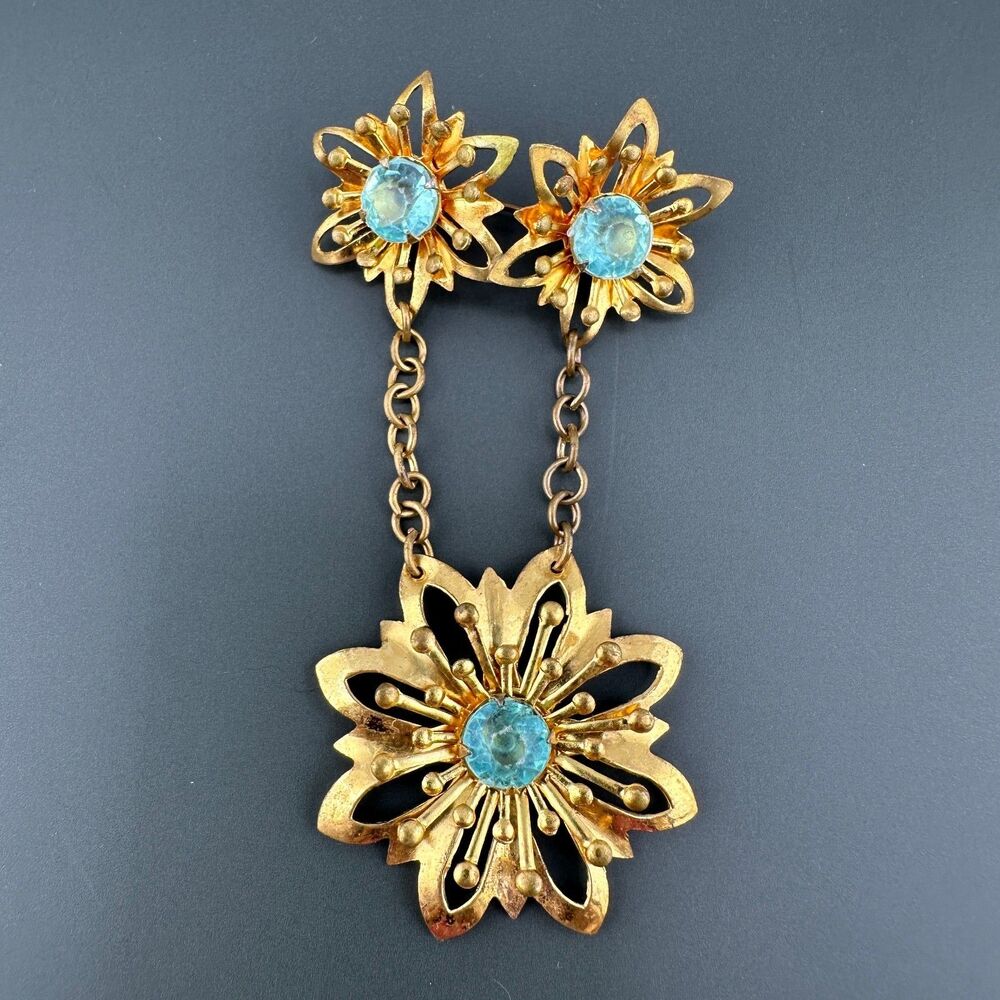 Vintage Rhinestone Dangle Brooch Gold Tone Blue Crystal Star Flower Cable Chain